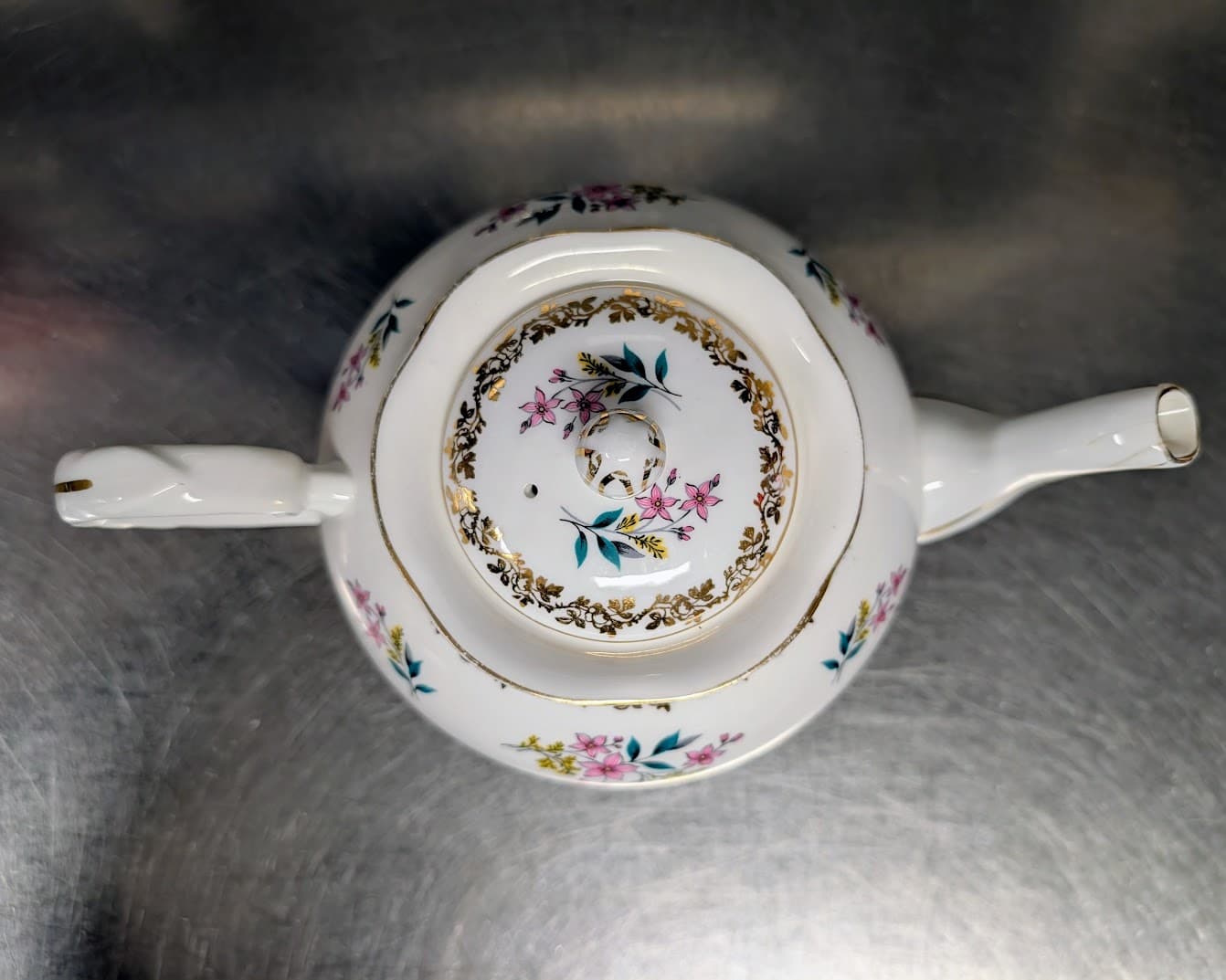 Tea brewing with infuser